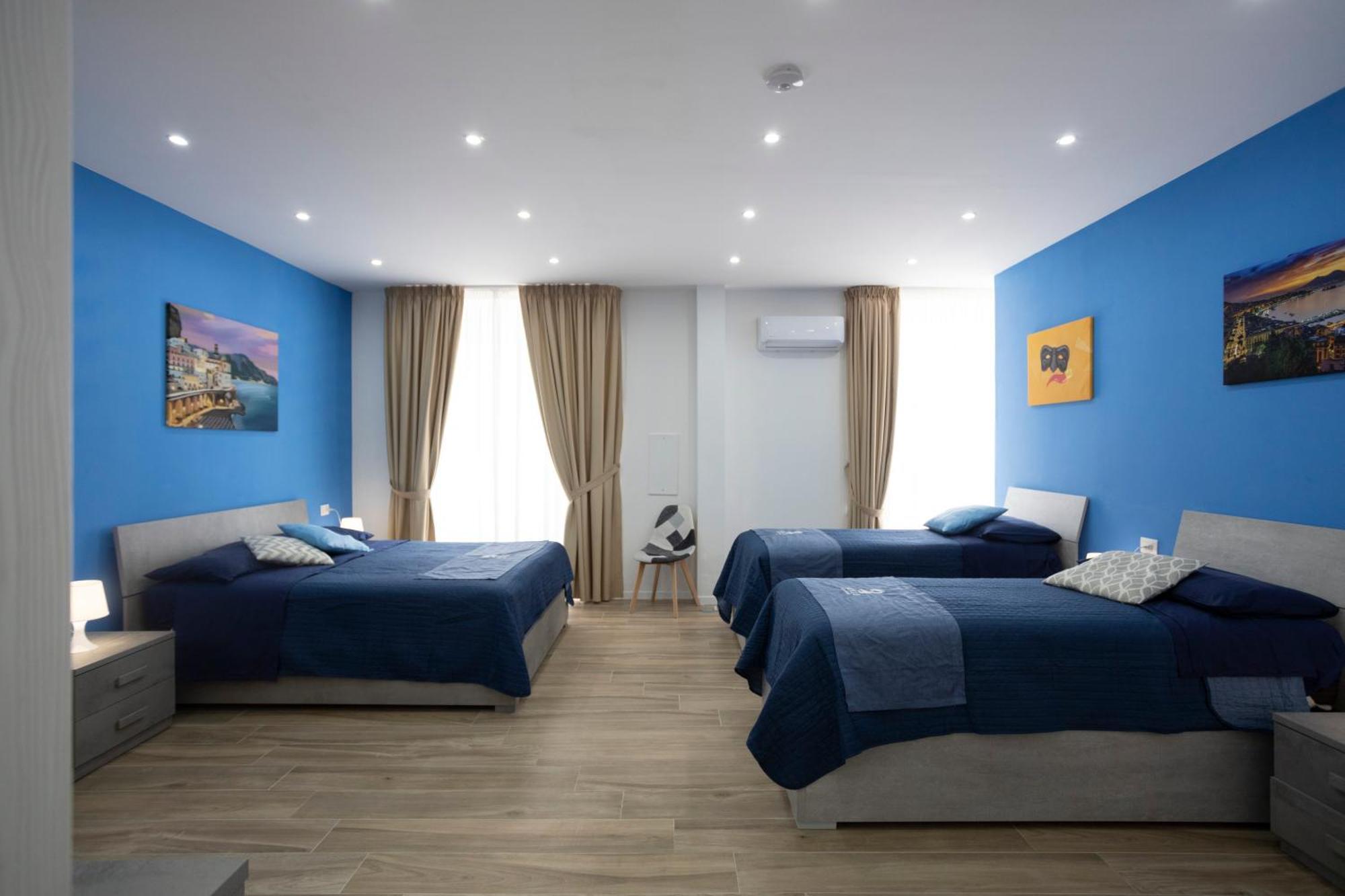 Giuly Suites & Rooms Napoli Bagian luar foto