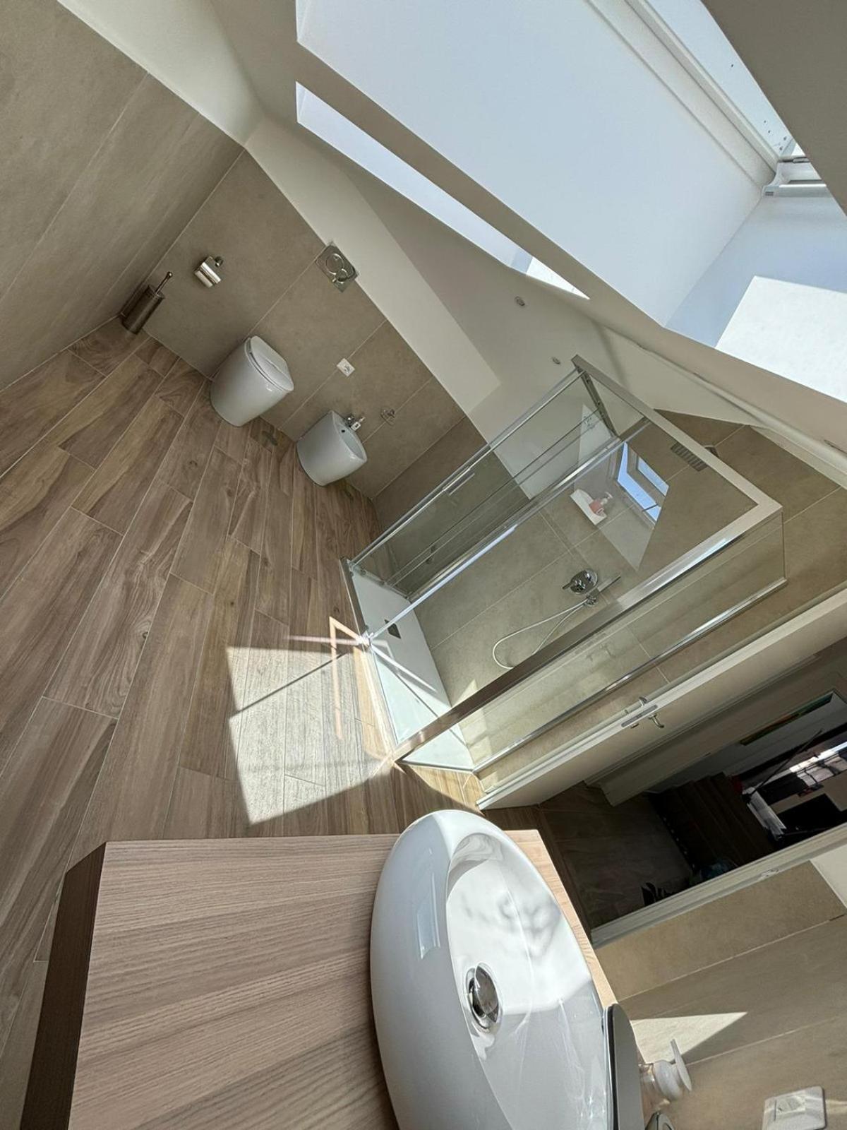 Giuly Suites & Rooms Napoli Bagian luar foto